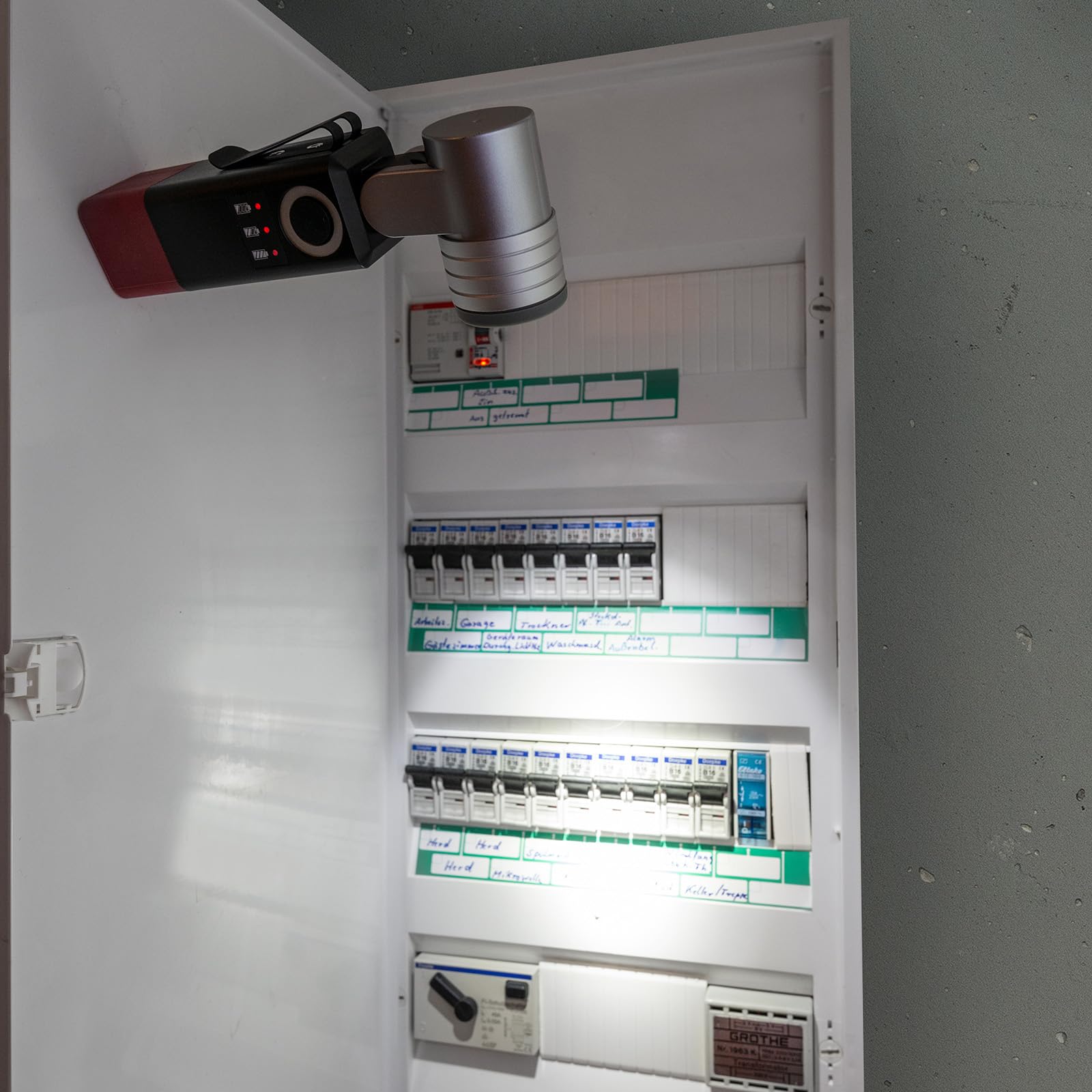 ivt-lichttechnik-sh-5-300-led-arbeitsleuchte-set-magnet image 4