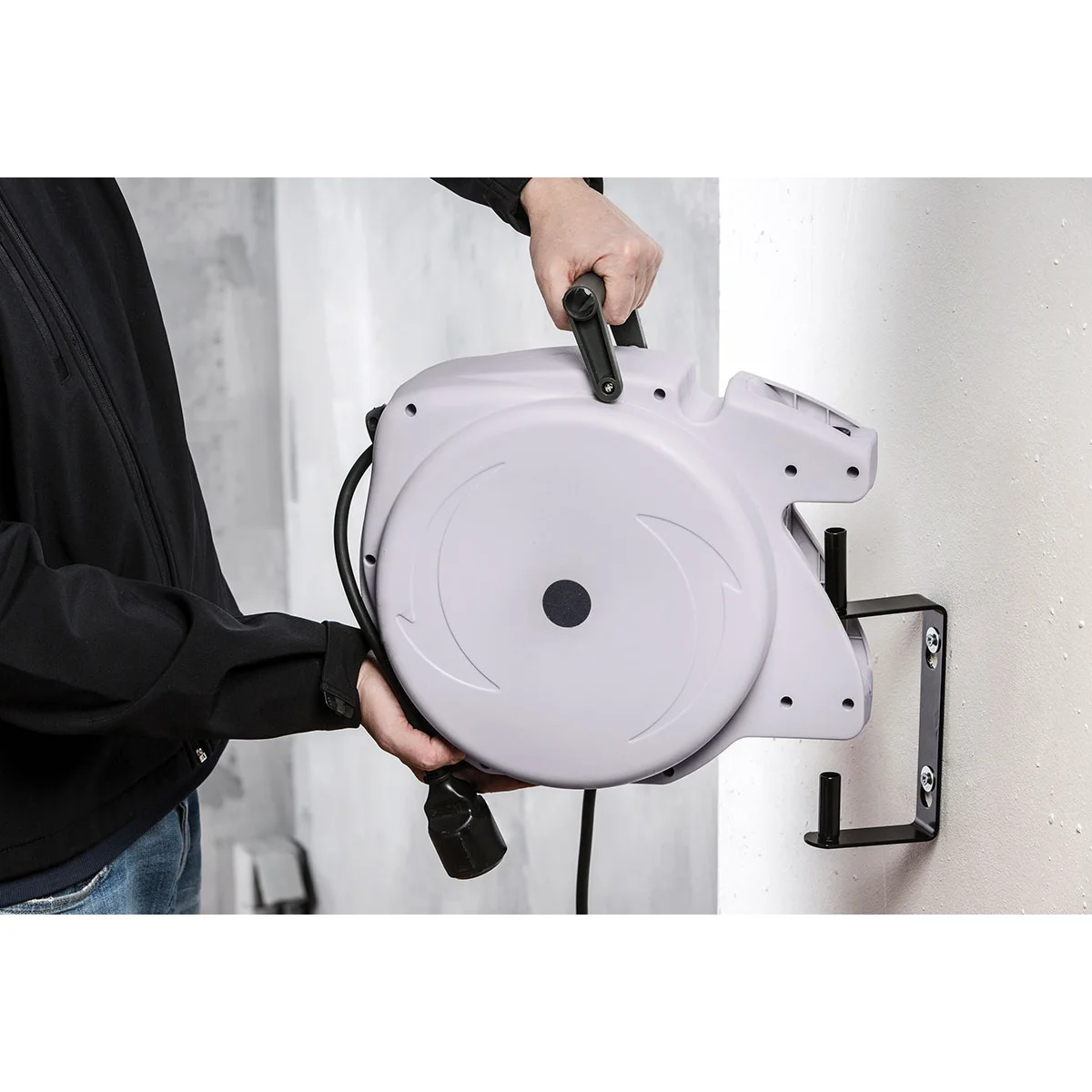 as-schwabe-xperts-kabelaufroller-15-m-automatisch-innen image 2