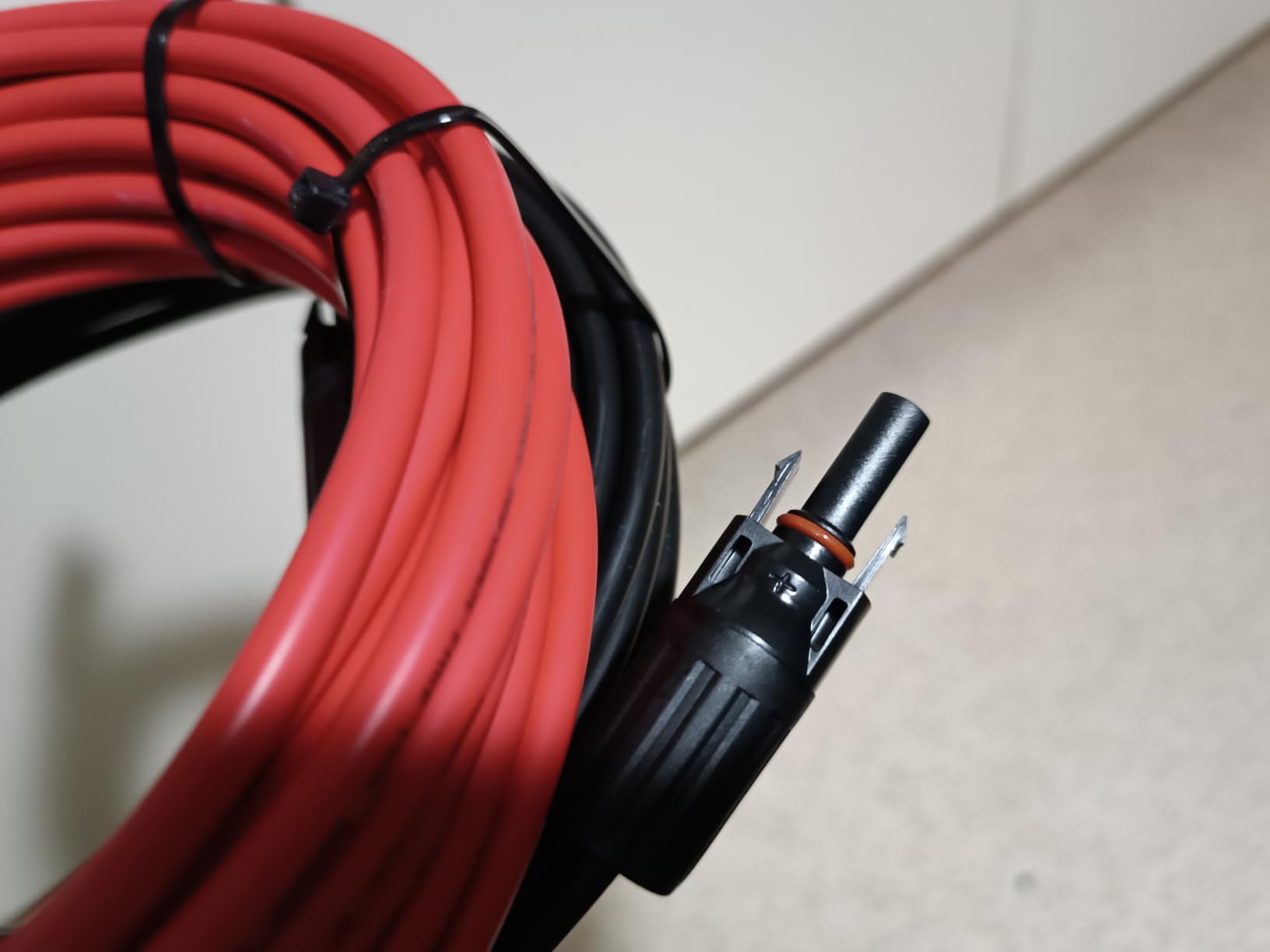 Stecker dabei