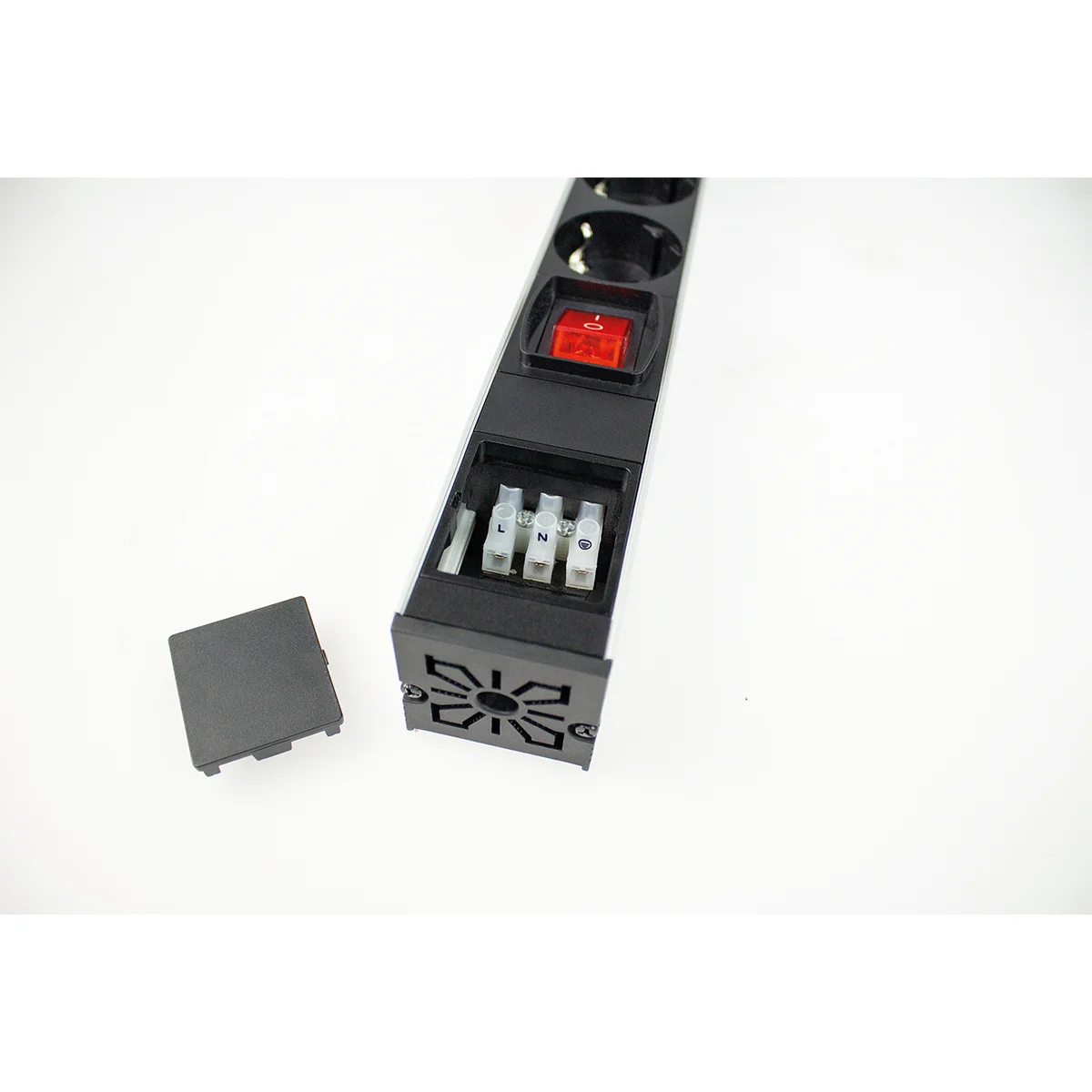 as-schwabe-s-series-18195-steckdosenleiste-19-zoll-7-fach image 3