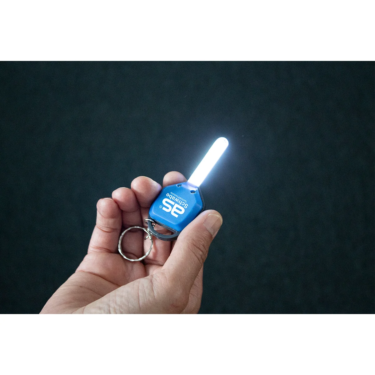 as-schwabe-acculine-schl-ssellicht-50-lumen-24er-display image 3